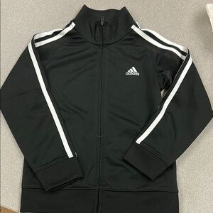 Boys ( 6 toddler) adidas jacket ❤️